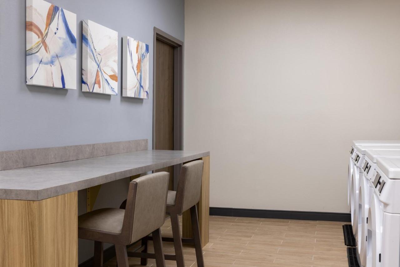 Candlewood Suites Deer Park By Ihg Eksteriør billede