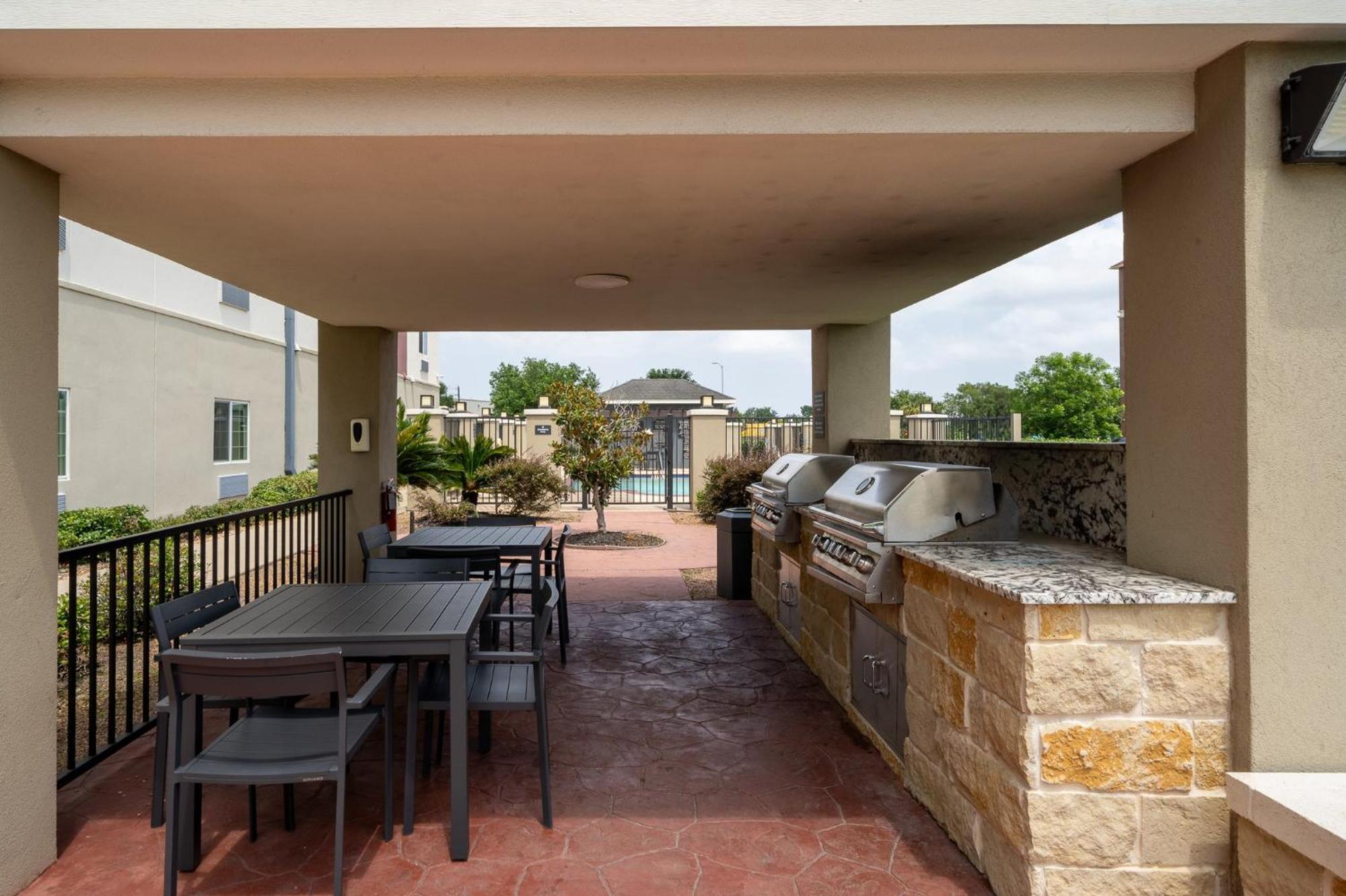 Candlewood Suites Deer Park By Ihg Eksteriør billede