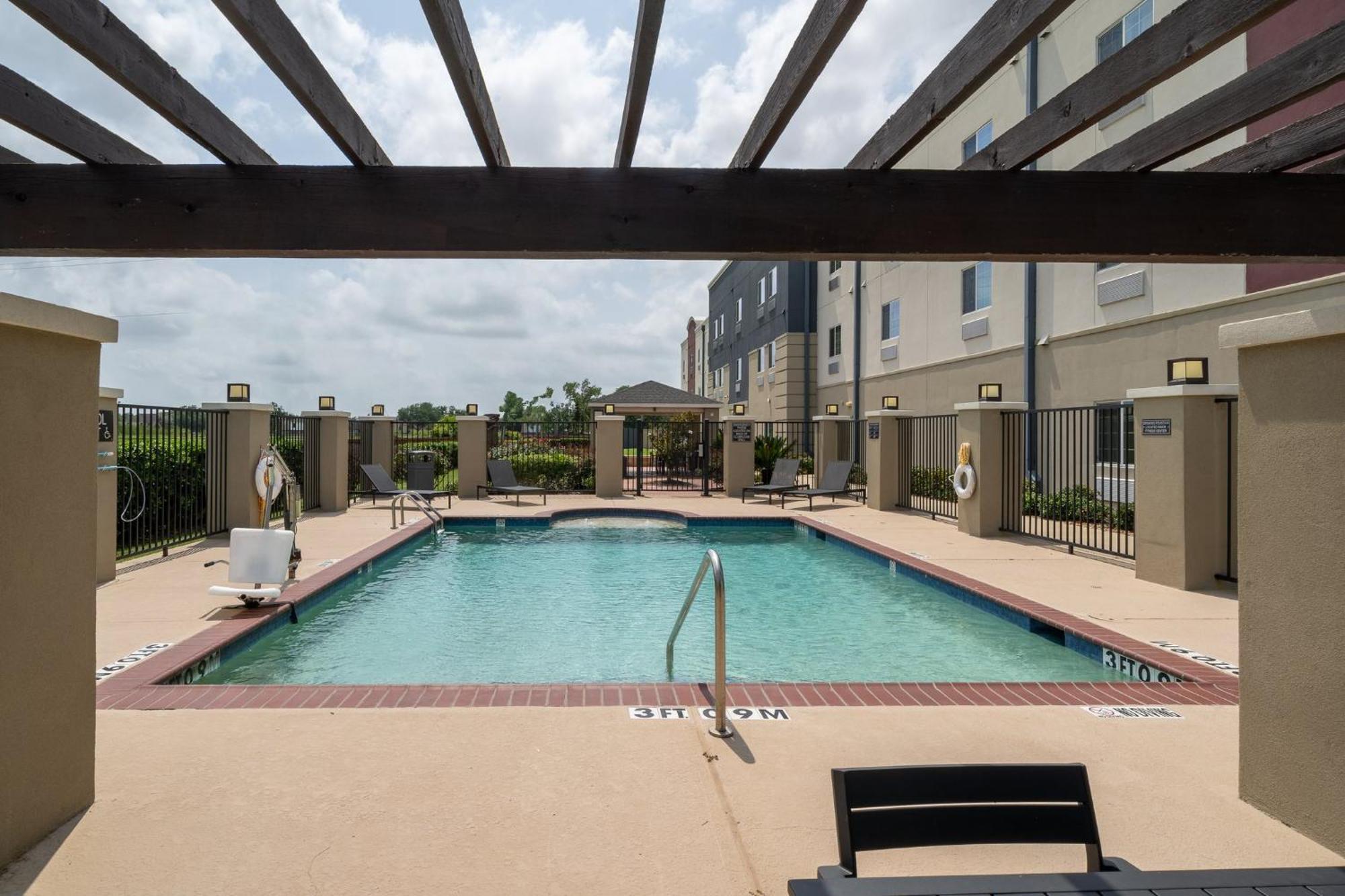Candlewood Suites Deer Park By Ihg Eksteriør billede
